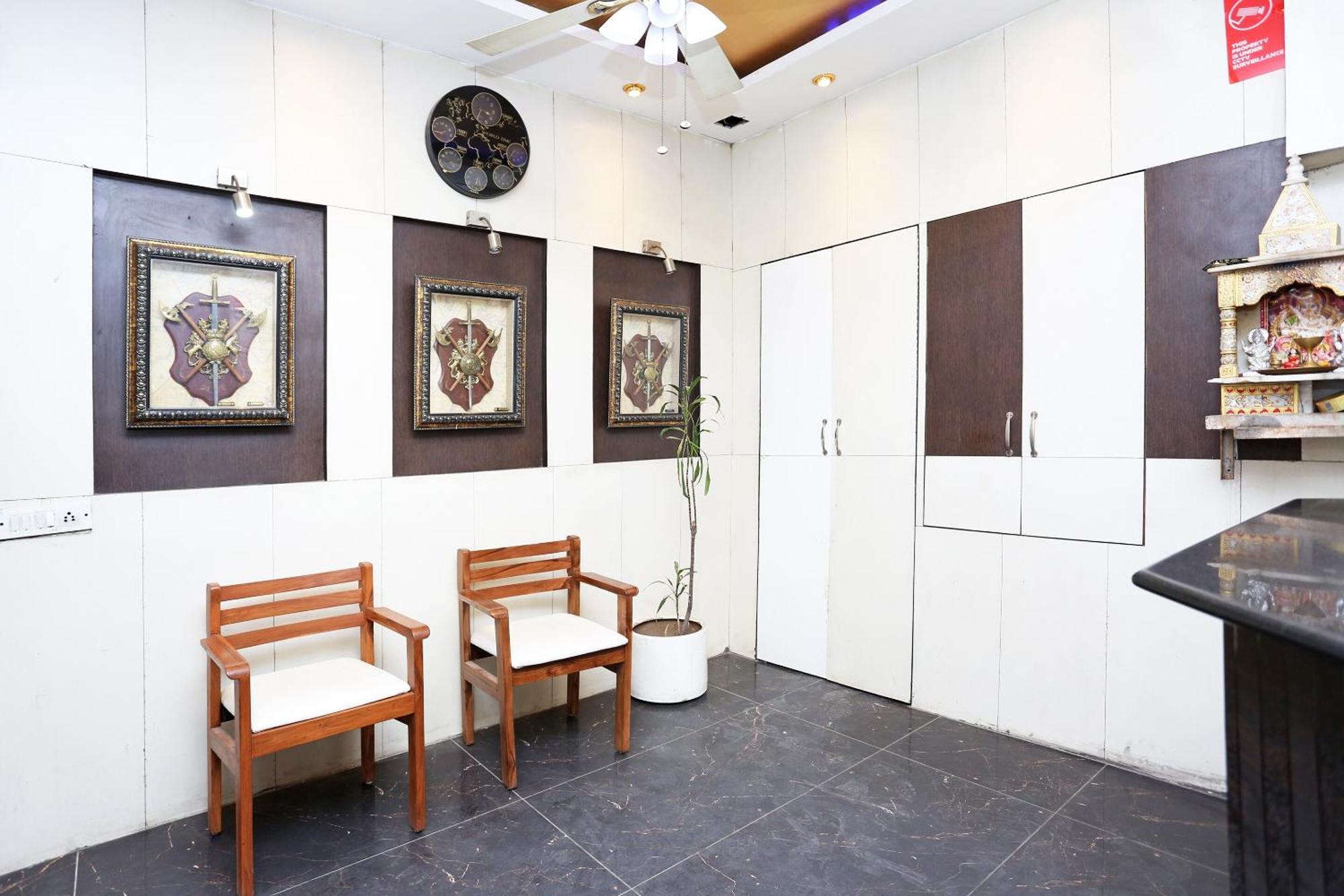 Oyo Flagship Hotel F Five Νέο Δελχί Εξωτερικό φωτογραφία