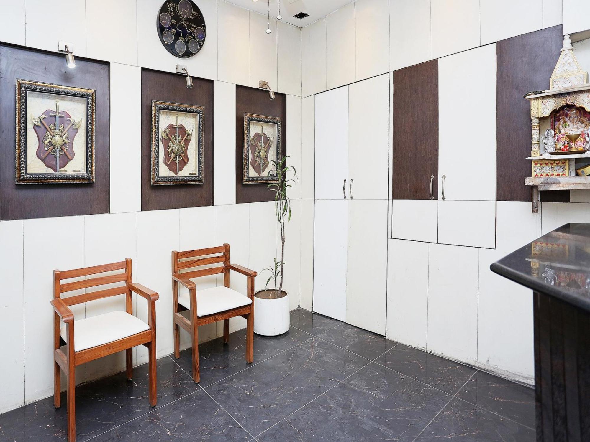 Oyo Flagship Hotel F Five Νέο Δελχί Εξωτερικό φωτογραφία
