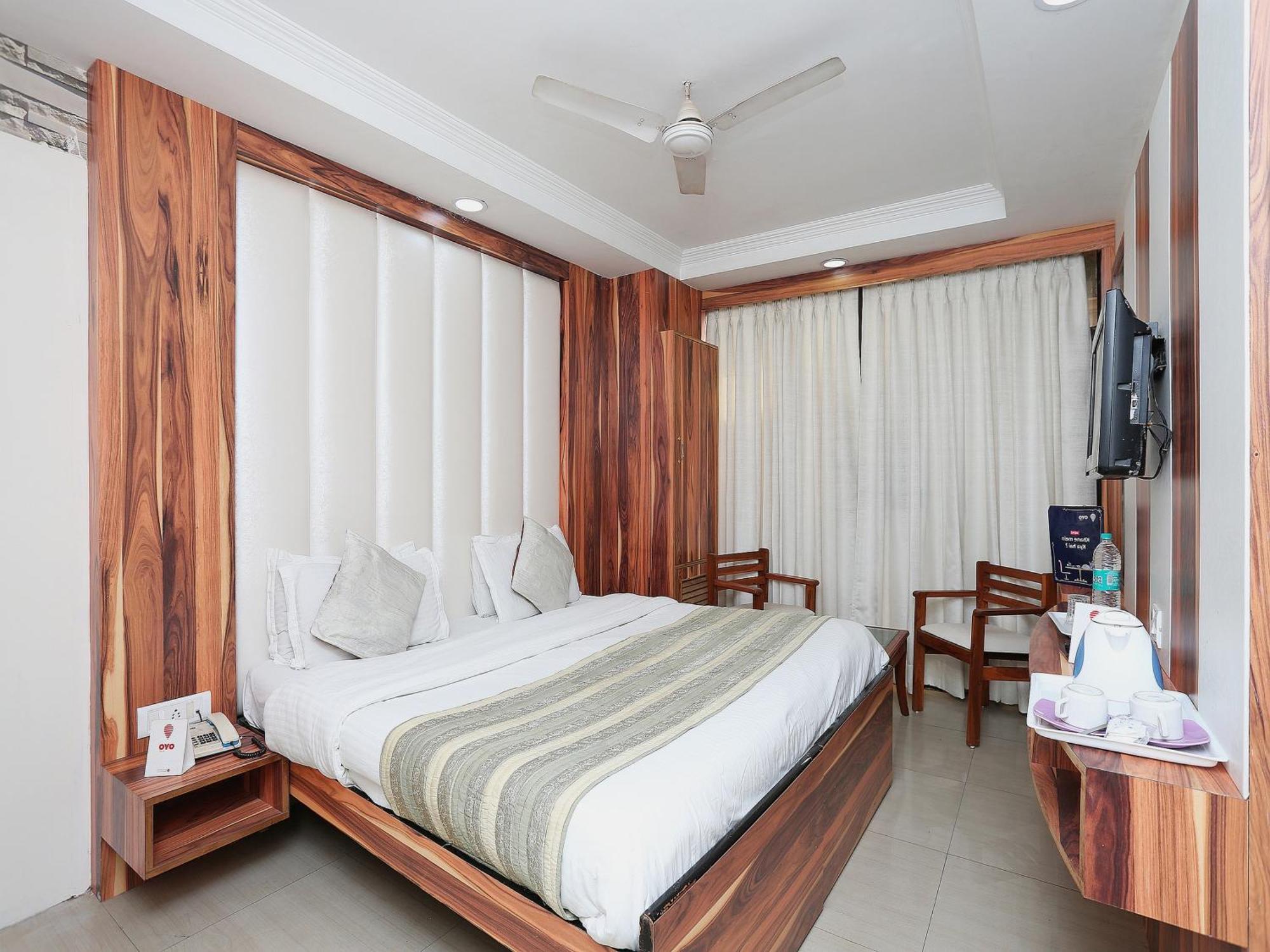Oyo Flagship Hotel F Five Νέο Δελχί Εξωτερικό φωτογραφία